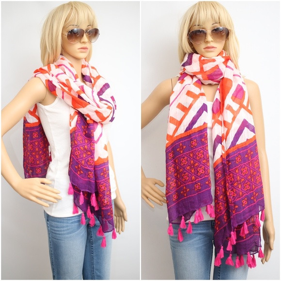 Shiraleah Boho Tribal Linen Scarf with Fringe - Picture 8 of 8